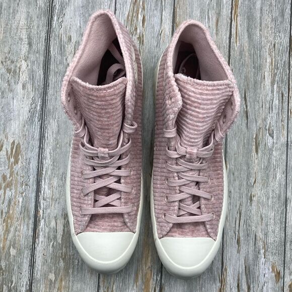 Chuck Taylor All Star Lugged 2.0 Velour Hightop Sneaker Shoes Size 14 - Picture 2 of 13